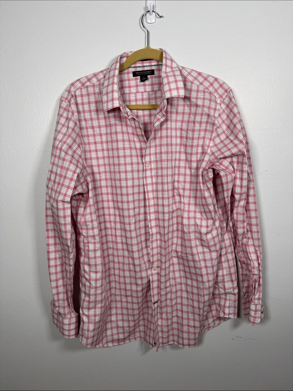 Banana Republic Pink and White Plaid Button-Down Shirt Standard Fit Large